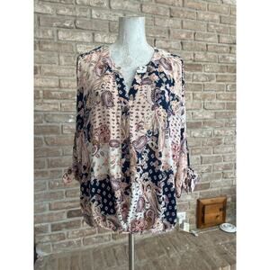 🎉Day trip  cinch front top! Sz L.